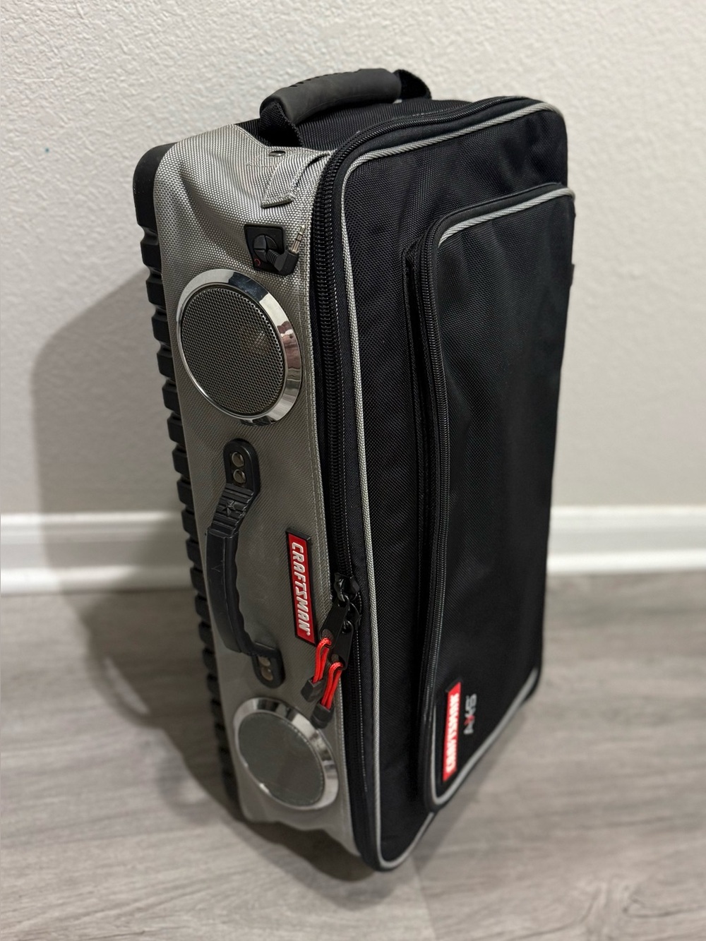 Craftsman Music Bag Combo + Bass Booster Soft-Sided Stereo Plug & Audio Player